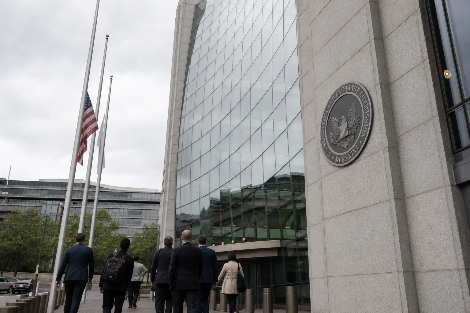 U.S. SEC to Propose 'Regulation Crypto' in July for Startup Fundraising